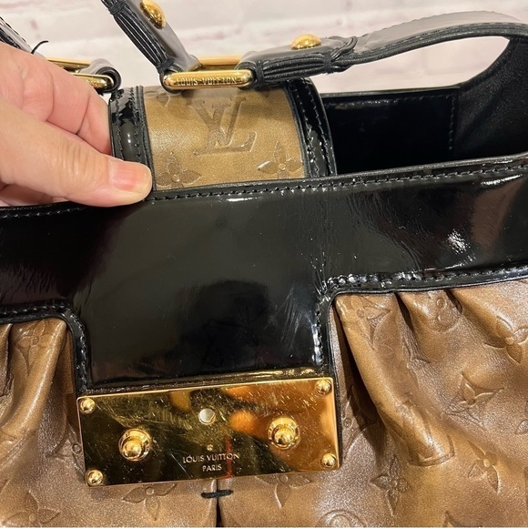 LOUIS VUITTON Limited Edition Taupe Monogram Embossed Leather Polly Bag EUC - Picture 9 of 17